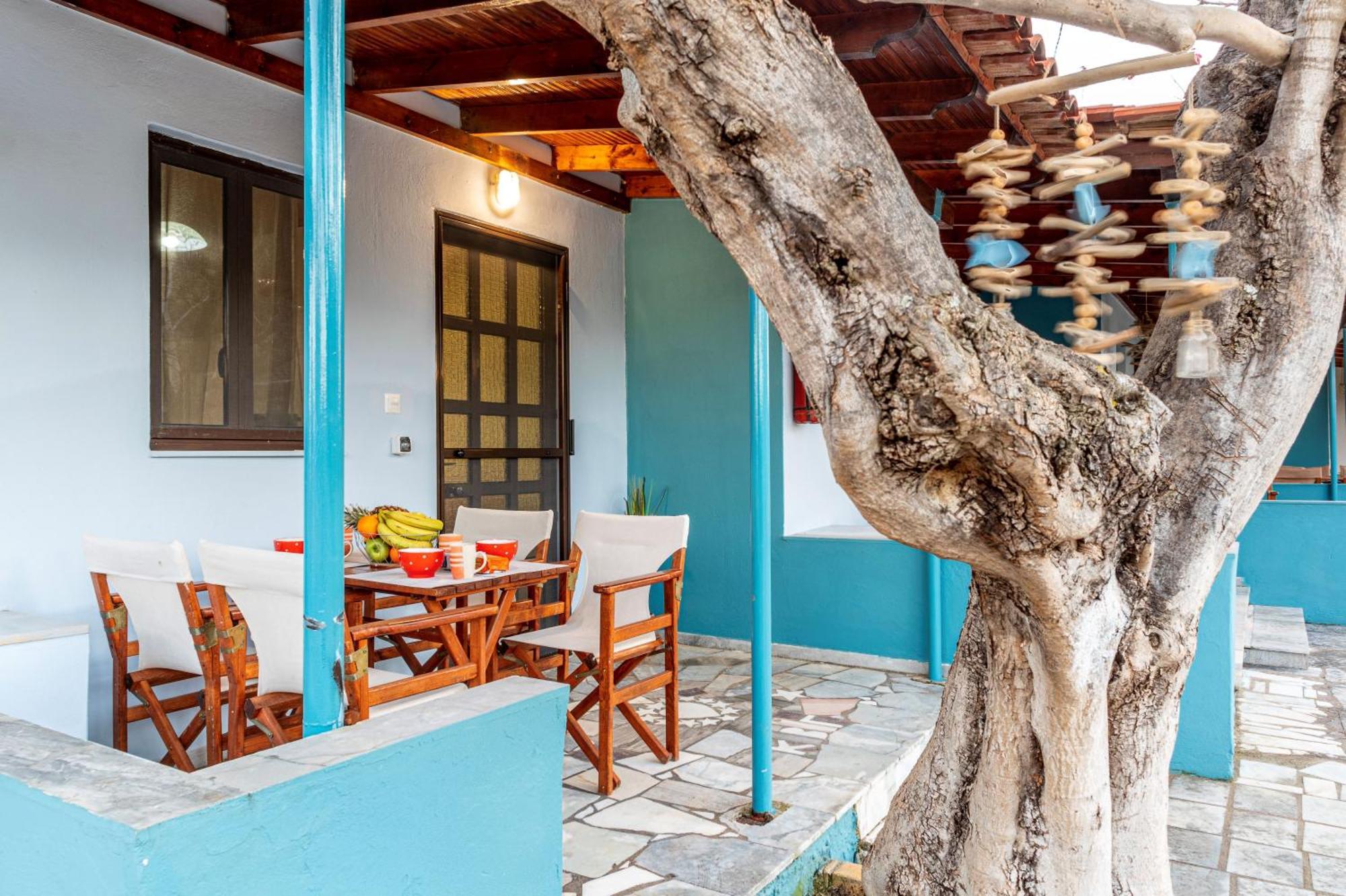 Secret Summer Havens - Perfectly Secluded Getaways Vasilítsion