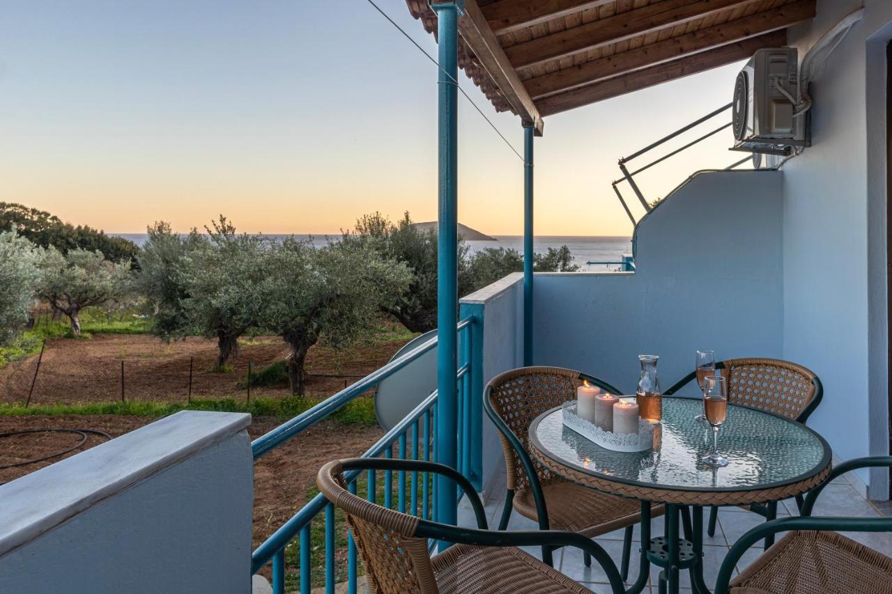 Secret Summer Havens - Perfectly Secluded Getaways * Vasilítsion