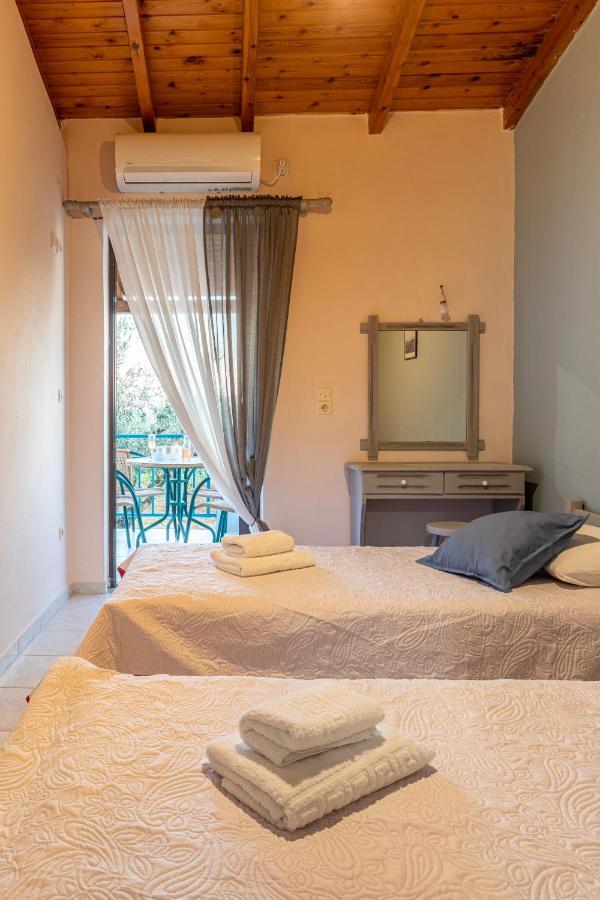 Secret Summer Havens - Perfectly Secluded Getaways Vasilitsion
